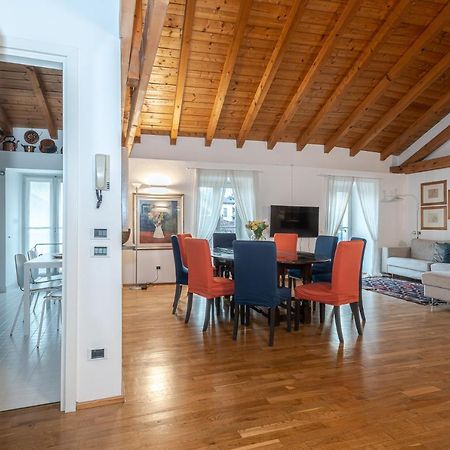 A Casa Nuccia Mansarda By Holiday Solutions Como Kültér fotó