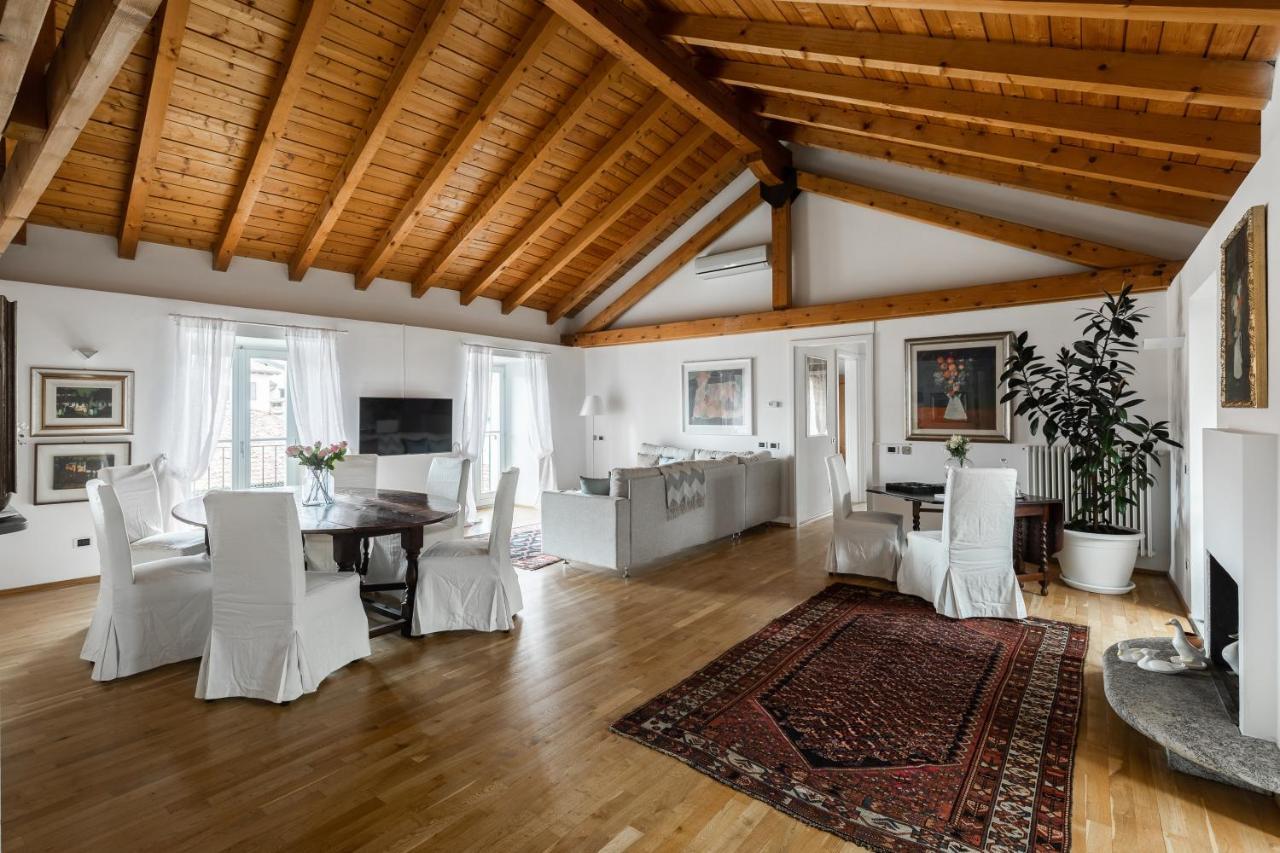 A Casa Nuccia Mansarda By Holiday Solutions Como Kültér fotó