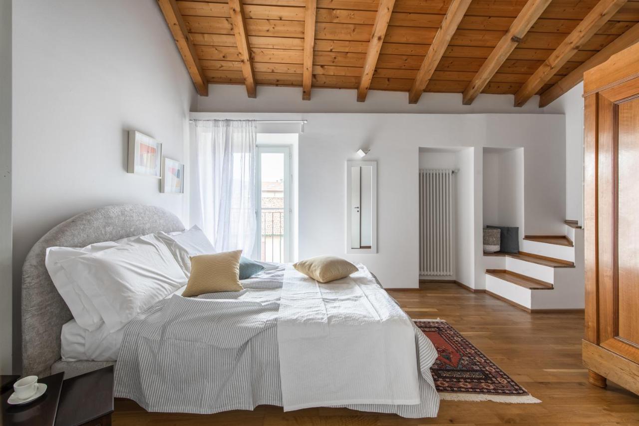 A Casa Nuccia Mansarda By Holiday Solutions Como Kültér fotó
