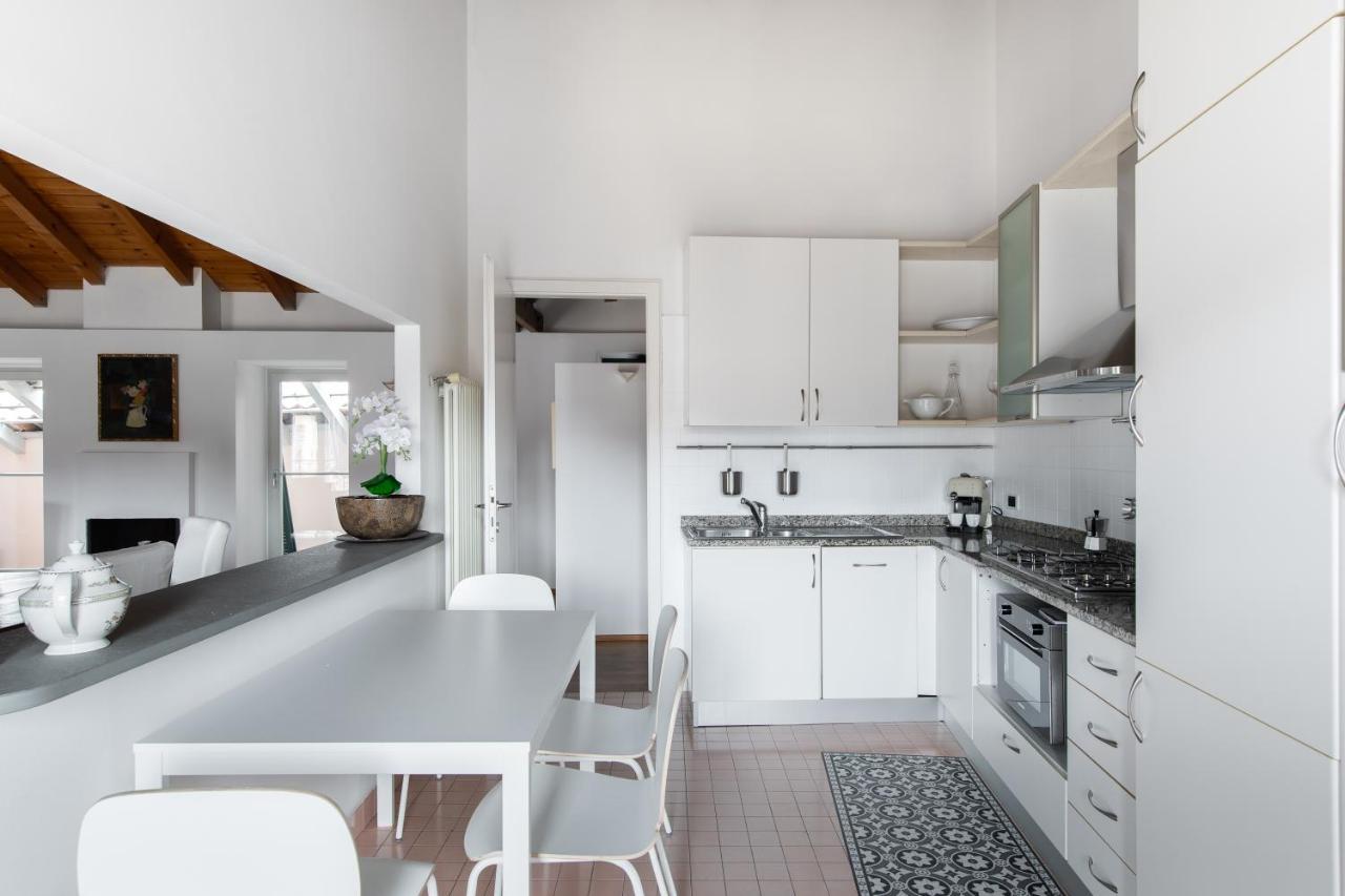 A Casa Nuccia Mansarda By Holiday Solutions Como Kültér fotó