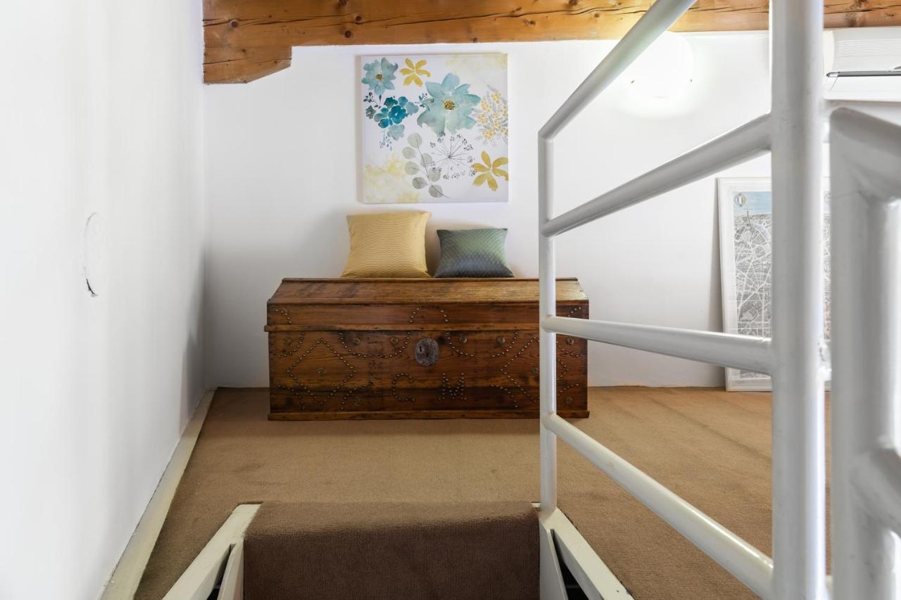 A Casa Nuccia Mansarda By Holiday Solutions Como Kültér fotó