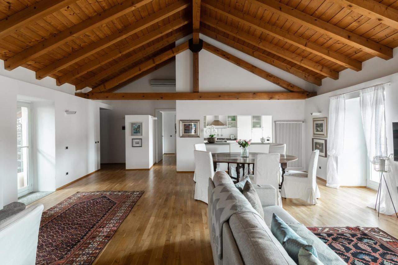 A Casa Nuccia Mansarda By Holiday Solutions Como Kültér fotó