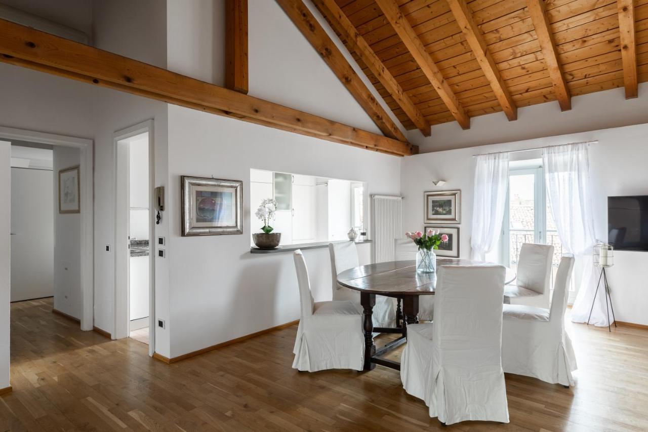 A Casa Nuccia Mansarda By Holiday Solutions Como Kültér fotó