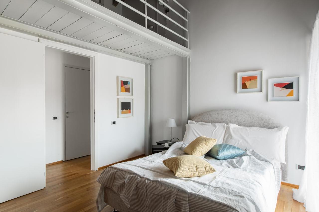 A Casa Nuccia Mansarda By Holiday Solutions Como Kültér fotó