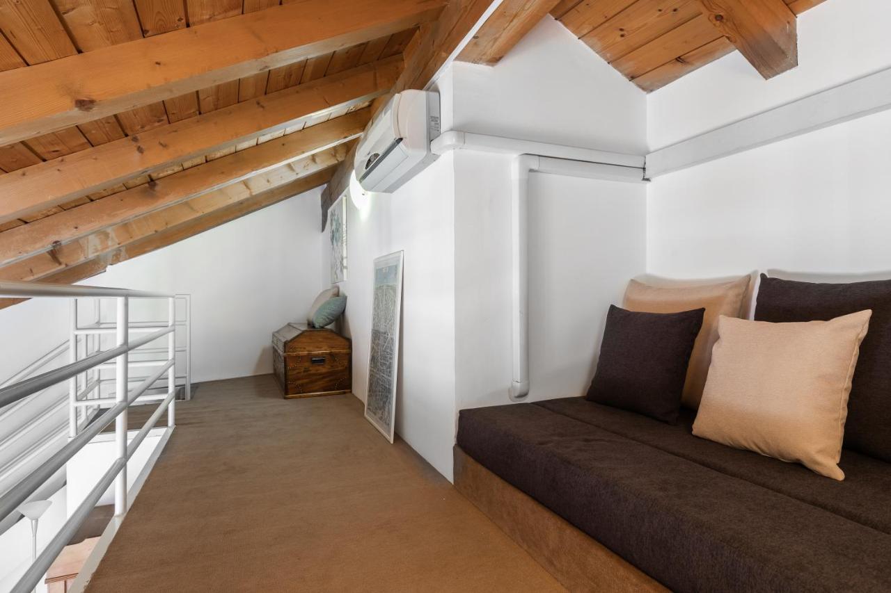 A Casa Nuccia Mansarda By Holiday Solutions Como Kültér fotó
