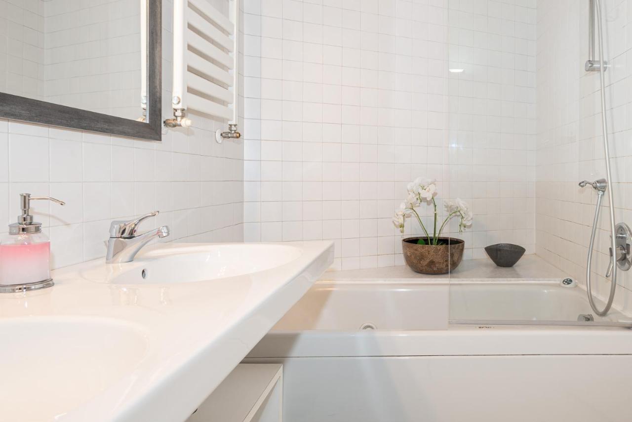 A Casa Nuccia Mansarda By Holiday Solutions Como Kültér fotó