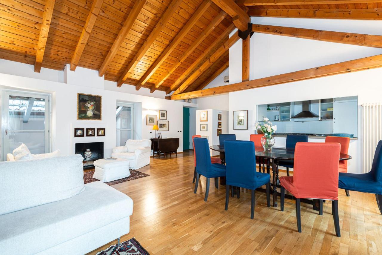 A Casa Nuccia Mansarda By Holiday Solutions Como Kültér fotó